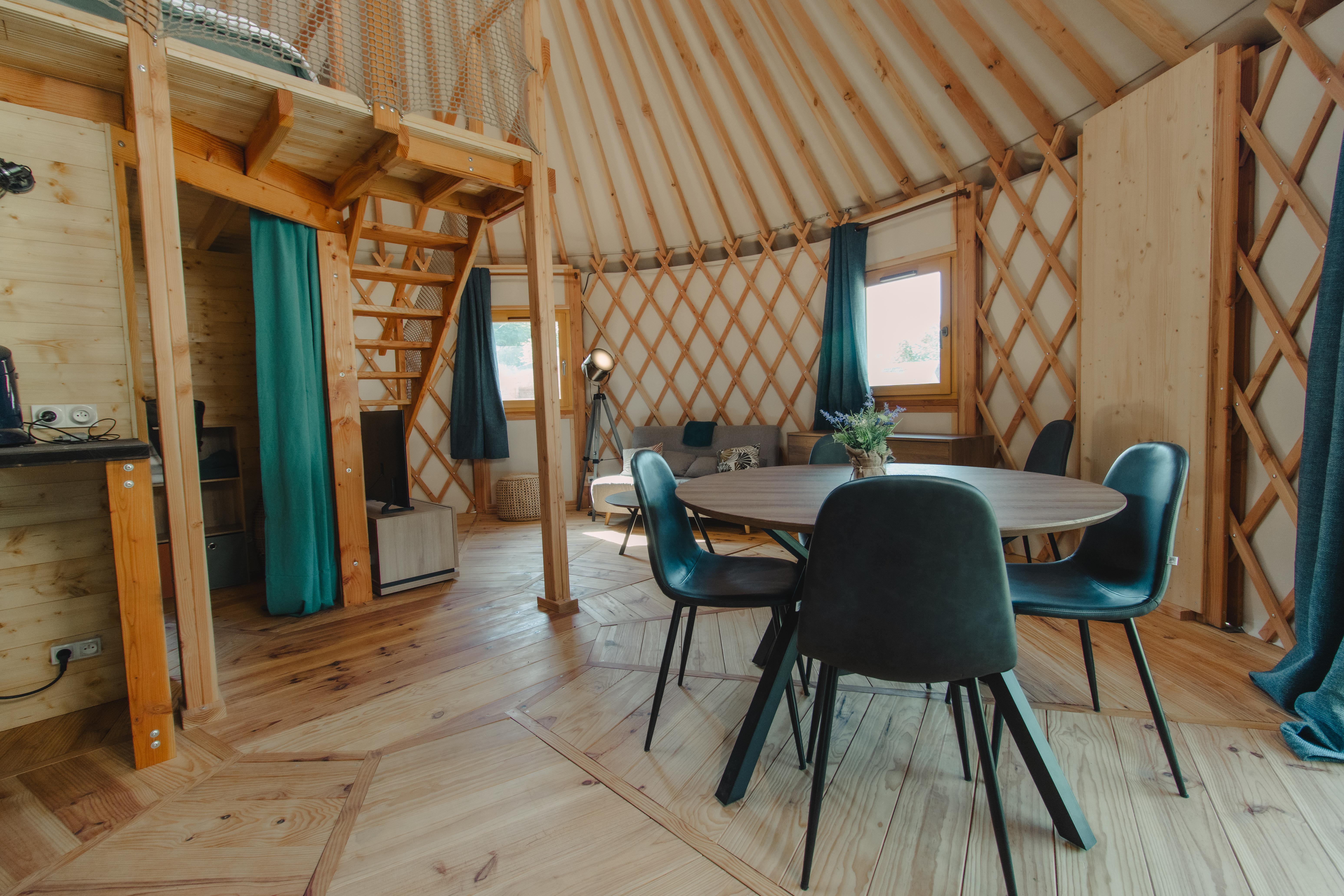 Aménagement intérieur de la yourte Émotion